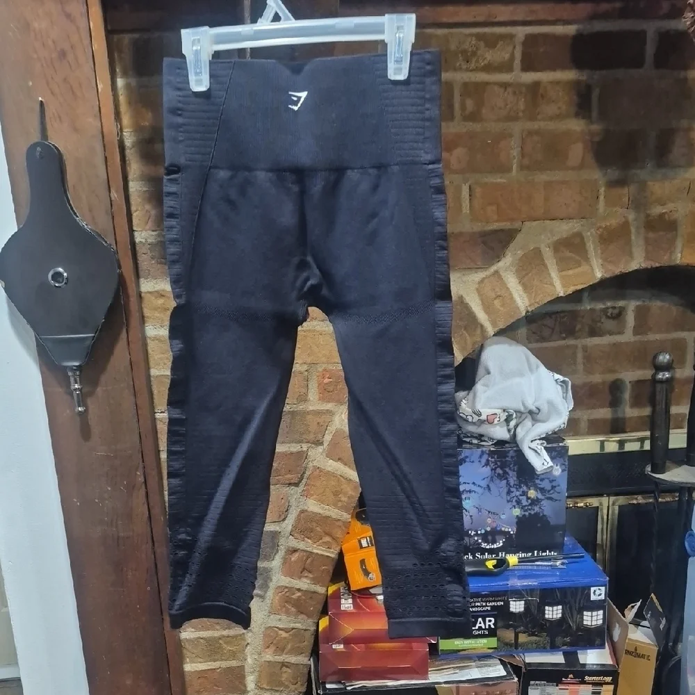 Gymshark Black Leggings - Picture 3 of 7